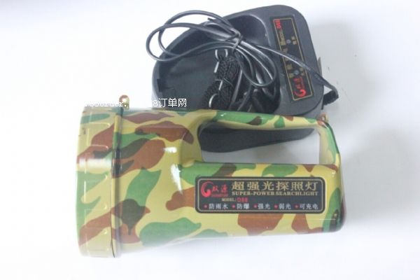 數(shù)碼強光探測燈