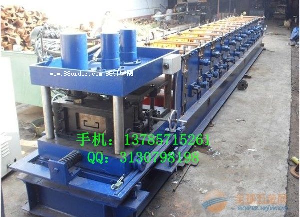 宇通廠家供應(yīng)C型鋼壓瓦機(jī)