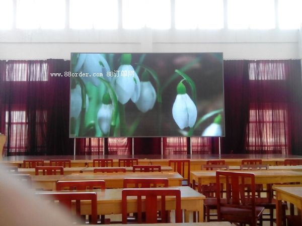 山東LED室內(nèi)外全彩色顯示屏出售