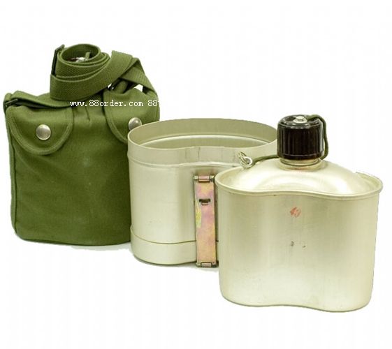 多功能軍用水壺