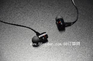 R95極致專業(yè)型不帶麥耳機(jī)