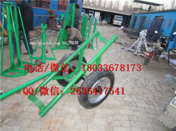 自裝卸式運(yùn)桿車 炮車 上置式運(yùn)桿車下置式運(yùn)桿車 電桿運(yùn)輸車