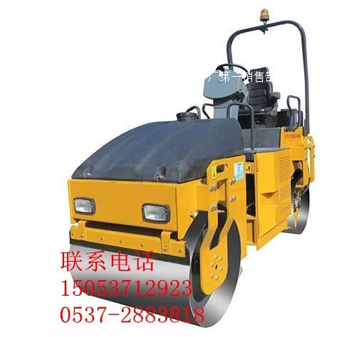 XLYL-30型駕駛式壓路機(jī) 駕駛式壓路機(jī)