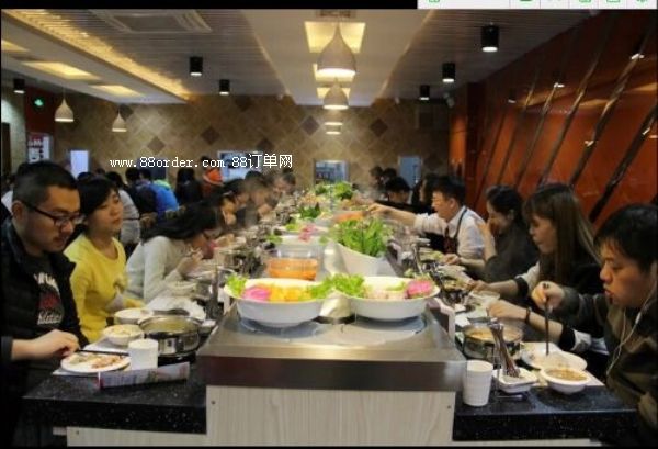 齊齊哈爾旋轉(zhuǎn)火鍋設(shè)備 回轉(zhuǎn)火鍋設(shè)備 轉(zhuǎn)轉(zhuǎn)火鍋設(shè)備廠家