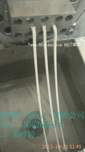 花橋廠家年前大熱銷(xiāo)橡膠跑道顆粒造粒機(jī)|EDDM橡膠顆粒造粒機(jī)